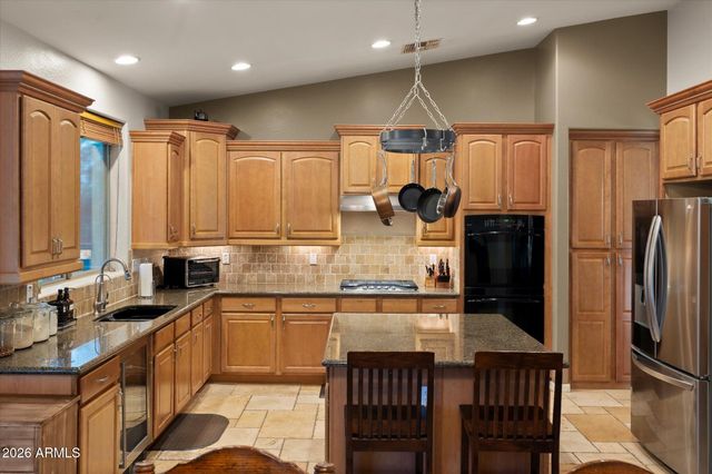 9185 W PINNACLE VISTA Drive, Peoria, AZ 85383
