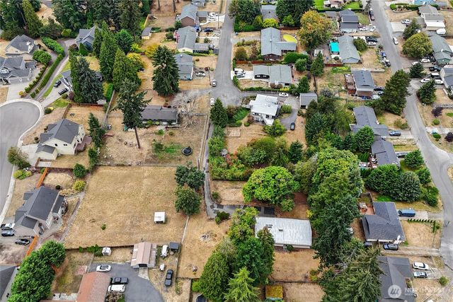 6503 2nd St Ct E, Tacoma, WA 98424