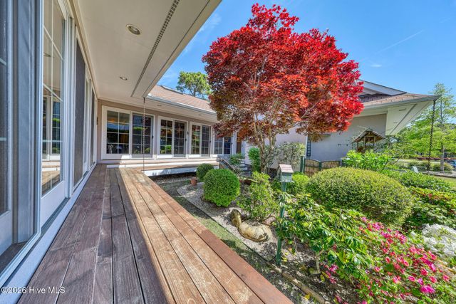 2792 Golfmaster Court SE, Southport, NC 28461