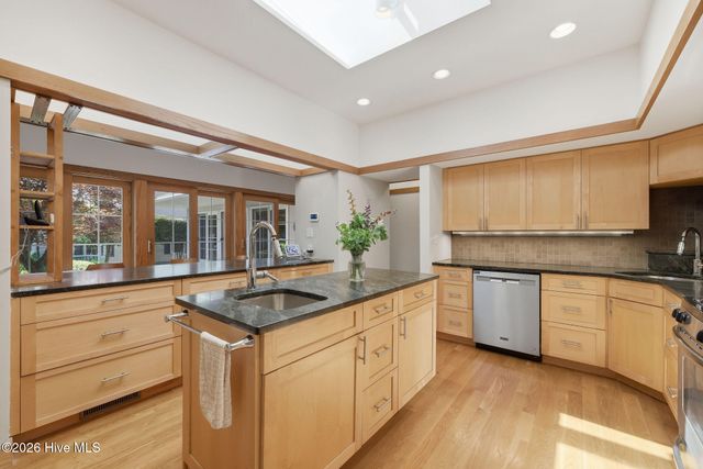 2792 Golfmaster Court SE, Southport, NC 28461