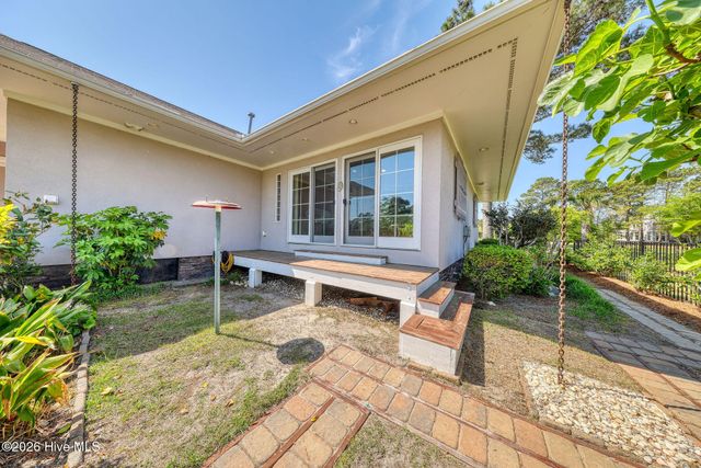 2792 Golfmaster Court SE, Southport, NC 28461