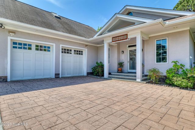 2792 Golfmaster Court SE, Southport, NC 28461