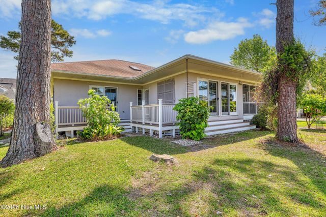 2792 Golfmaster Court SE, Southport, NC 28461