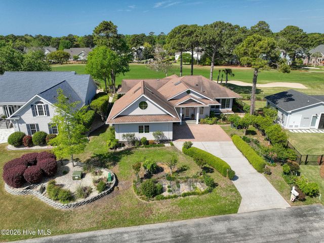 2792 Golfmaster Court SE, Southport, NC 28461