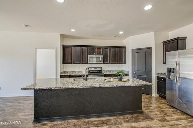 36833 W MATTINO Lane, Maricopa, AZ 85138