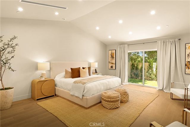 5944 Lasaine, Encino, CA 91316