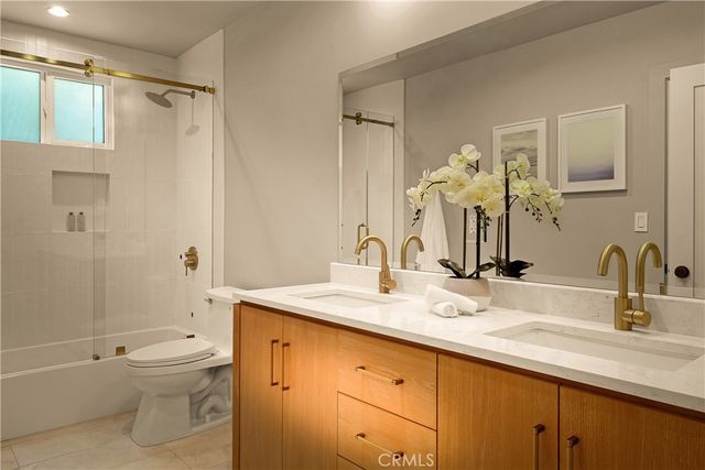 5944 Lasaine, Encino, CA 91316