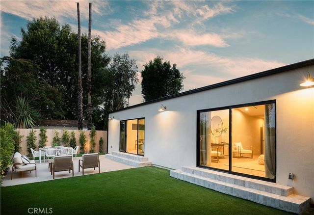 5944 Lasaine, Encino, CA 91316