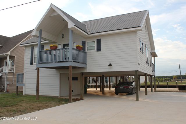 11059 Idaho Street, Bay Saint Louis, MS 39520