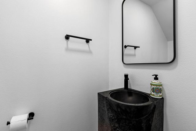 16202 Lasting Light Lane, Houston, TX 77095