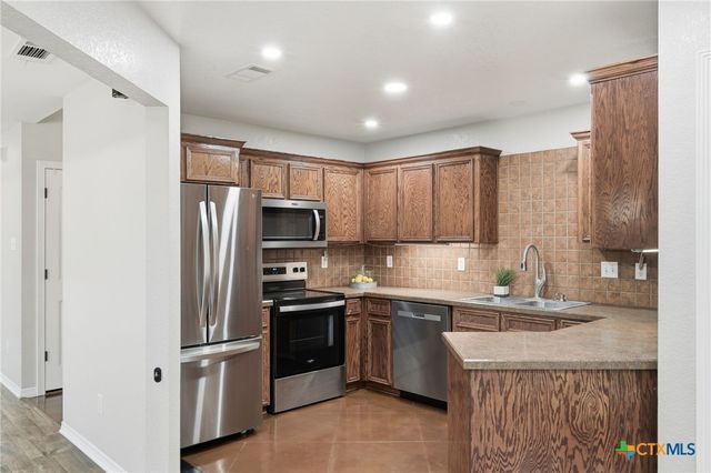 7 Armadillo Circle, Belton, TX 76513