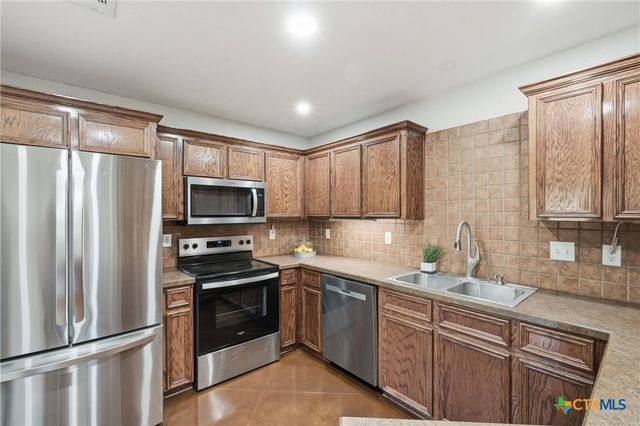 7 Armadillo Circle, Belton, TX 76513