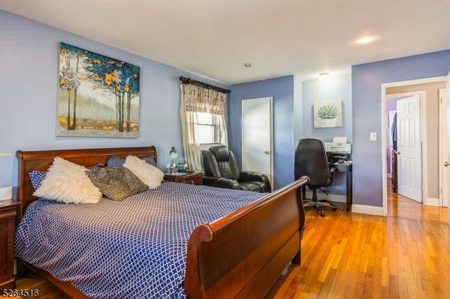 719 W Blancke St, Linden City, NJ 07036