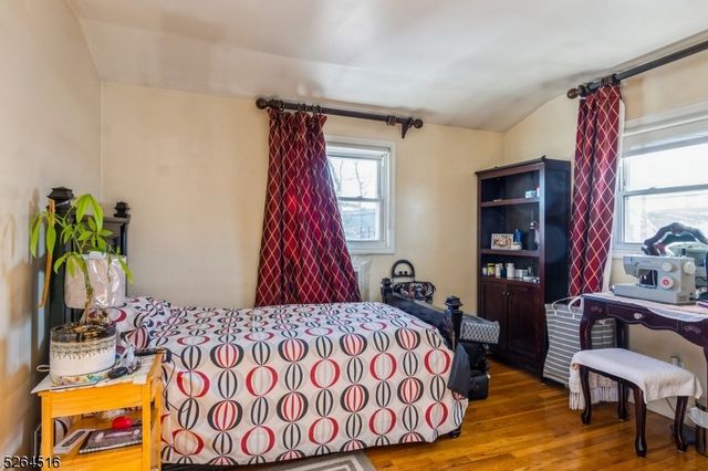 719 W Blancke St, Linden City, NJ 07036