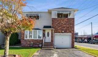 719 W Blancke St, Linden City, NJ 07036