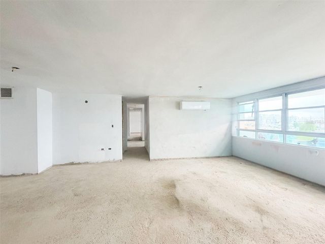 550 AVE FERNANDEZ JUNCOS 1208, San Juan, PR 00901