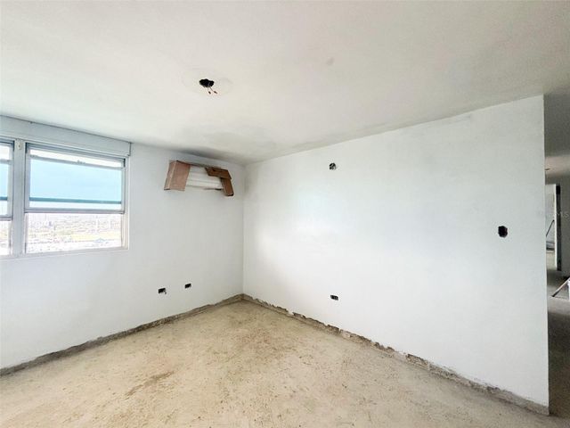 550 AVE FERNANDEZ JUNCOS 1208, San Juan, PR 00901