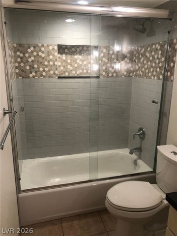 7997 Flametree Court, Las Vegas, NV 89123