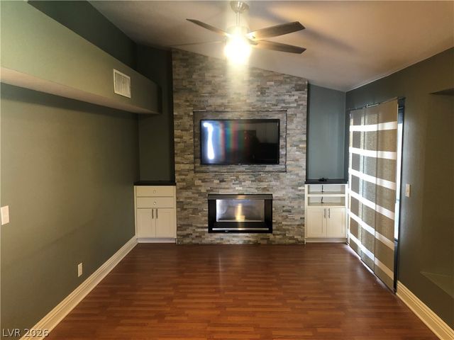 7997 Flametree Court, Las Vegas, NV 89123