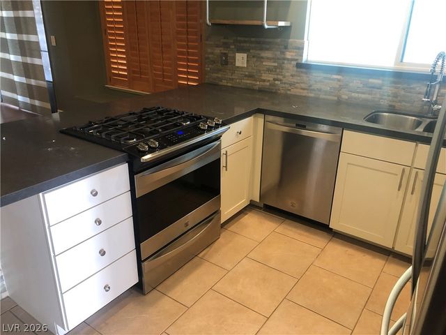 7997 Flametree Court, Las Vegas, NV 89123