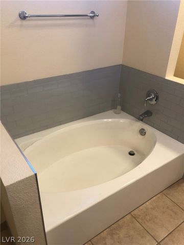 7997 Flametree Court, Las Vegas, NV 89123