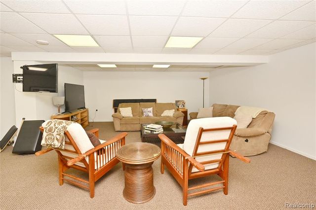 3202 Shadydale Court, West Bloomfield, MI 48323