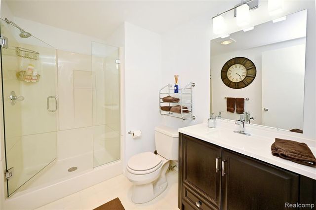 3202 Shadydale Court, West Bloomfield, MI 48323