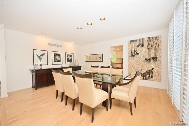 3202 Shadydale Court, West Bloomfield, MI 48323