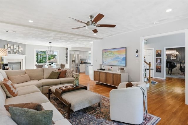 112 Aldrich Rd, Wilmington, MA 01887
