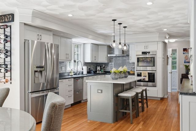 112 Aldrich Rd, Wilmington, MA 01887