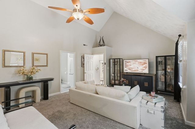 112 Aldrich Rd, Wilmington, MA 01887