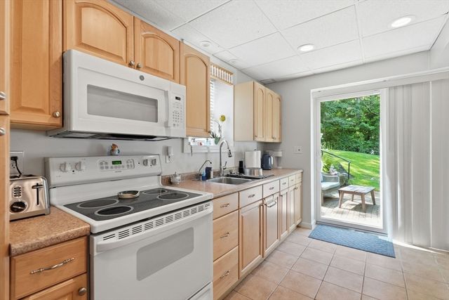 112 Aldrich Rd, Wilmington, MA 01887