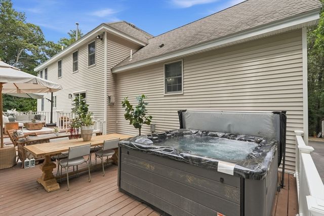 112 Aldrich Rd, Wilmington, MA 01887
