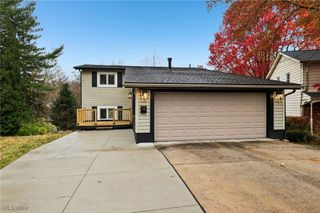 746 Cliffside Circle, Akron, OH 44313