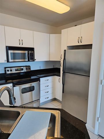 1401 SW 22nd St 1405, Miami, FL 33145