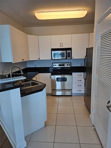 1401 SW 22nd St 1405, Miami, FL 33145