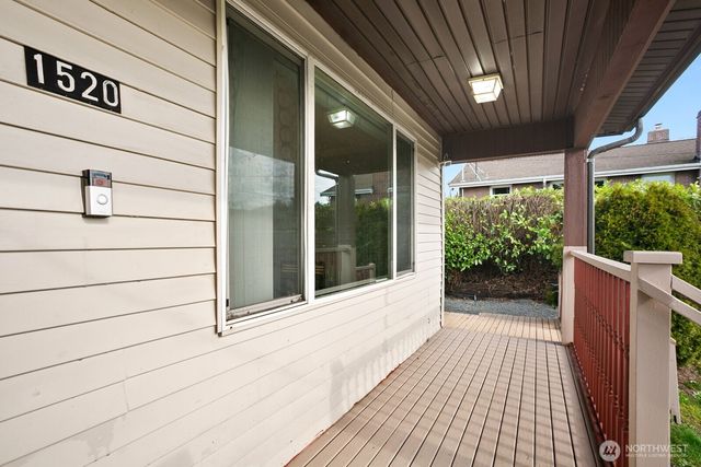 1520 S Bennett Street, Seattle, WA 98108