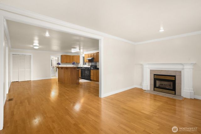 1520 S Bennett Street, Seattle, WA 98108