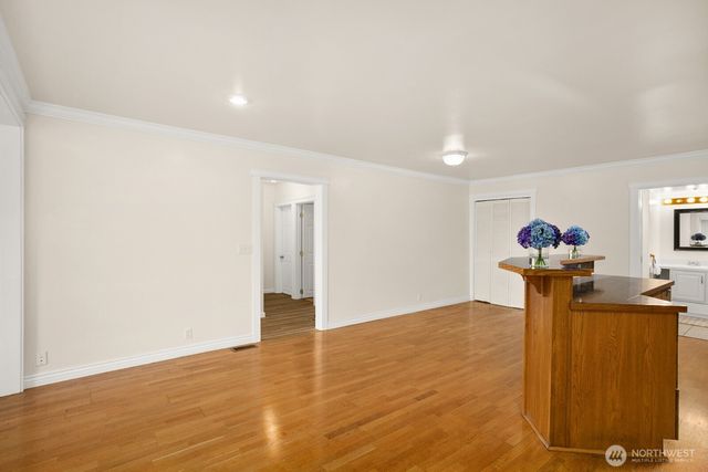 1520 S Bennett Street, Seattle, WA 98108