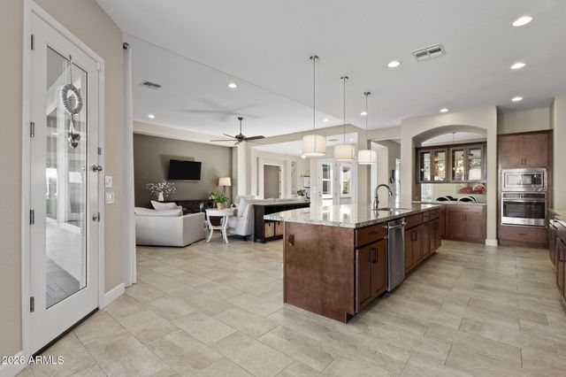 5124 S PONDEROSA Drive, Gilbert, AZ 85298