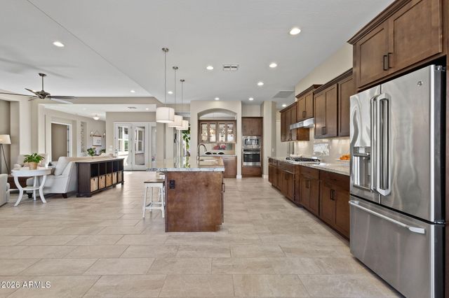 5124 S PONDEROSA Drive, Gilbert, AZ 85298