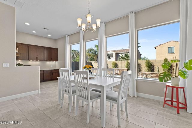 5124 S PONDEROSA Drive, Gilbert, AZ 85298