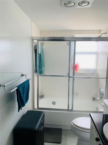 501 NE 14th Avenue 601, Hallandale Beach, FL 33009