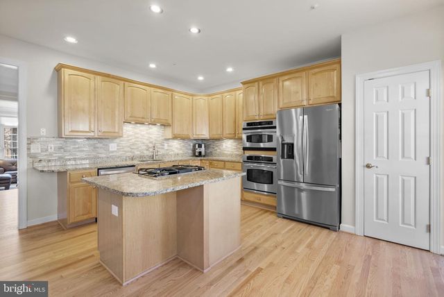 10407 FLOWERFIELD WAY, Potomac, MD 20854