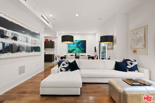 225 S Hamilton Drive 107, Beverly Hills, CA 90211