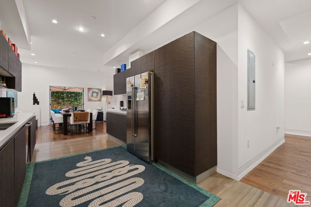 225 S Hamilton Drive 107, Beverly Hills, CA 90211