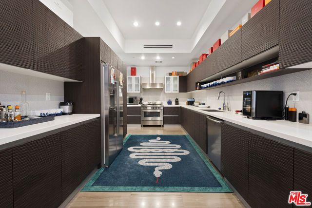 225 S Hamilton Drive 107, Beverly Hills, CA 90211