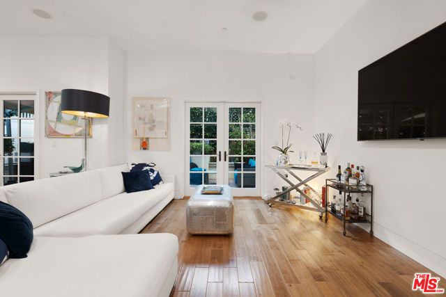 225 S Hamilton Drive 107, Beverly Hills, CA 90211