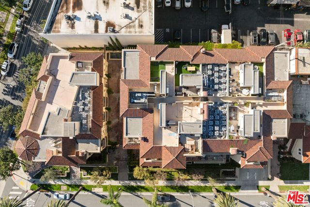 225 S Hamilton Drive 107, Beverly Hills, CA 90211