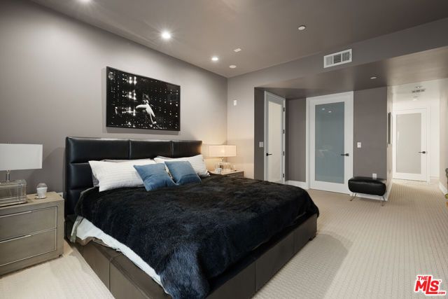 225 S Hamilton Drive 107, Beverly Hills, CA 90211